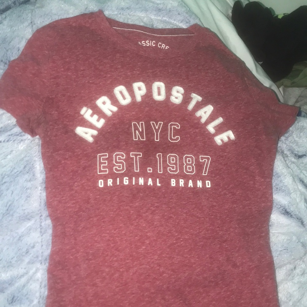 Areopostale shirt.